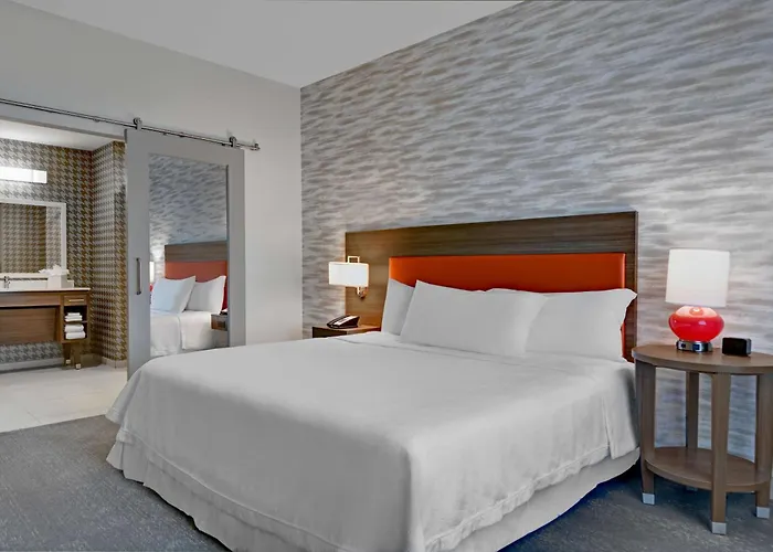 Home2 Suites By Hilton Fort Myers Colonial Blvd